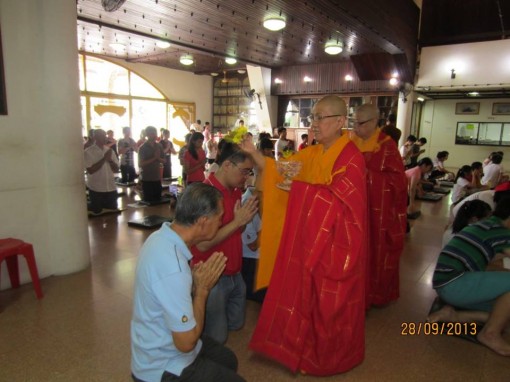 Rev Xue Lin and Xue Wen were giving blessing to the section members too